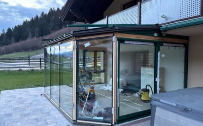 Komplette Holz-Wintergarten Sanierung Nähe Dachstein